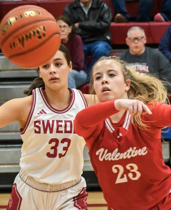 Tygh Miller makes a pass to a teammate during the first round of SWC vs. Gothenburg. Photo by Harvey Dean Fast Horse