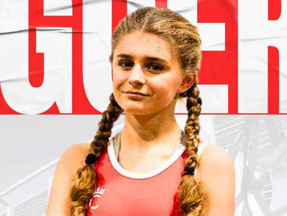 Freshman Reegan Eggert placed 4th at Districts in the 100 lbs and qualified for the 2025 NSAA Girls State Wrestling. At NSAA State, Reegan gained valuable experience for the next year. Photo by Hamilton Designs