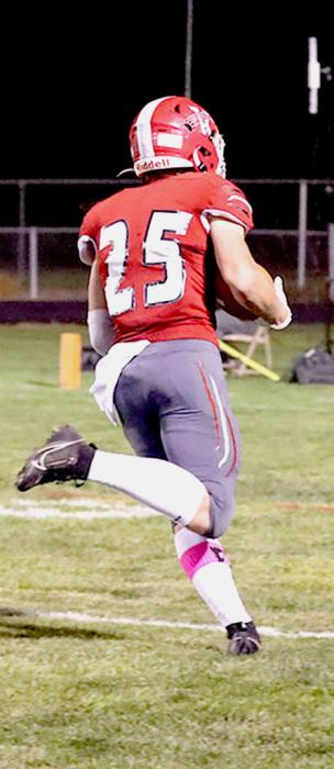 The final TD in the game against the Mitchell Tigers by Sutton Schrunk #25.