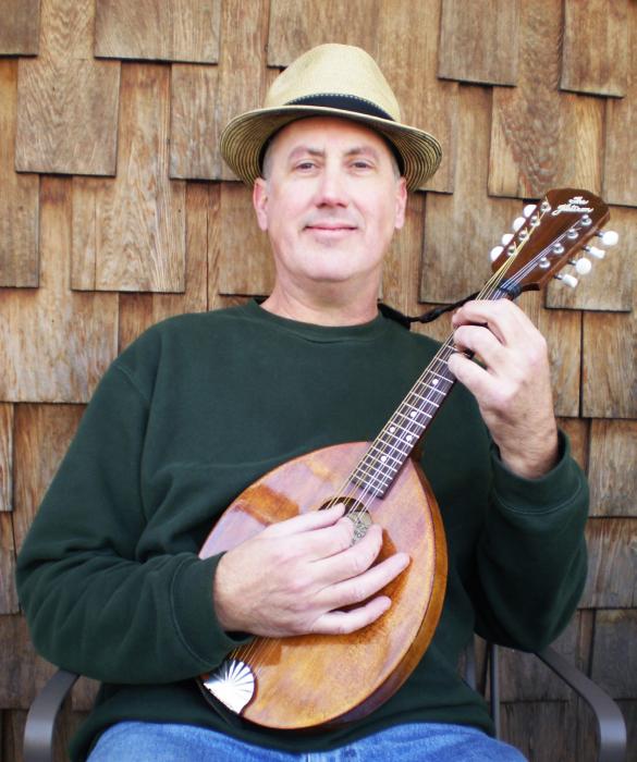 Chris Sayre will present programs at 2:00 p.m. and 6:00 p.m. at the Niobrara National Scenic River Visitor Center, 214 West Highway 20, Thursday, July 24, 2025.
