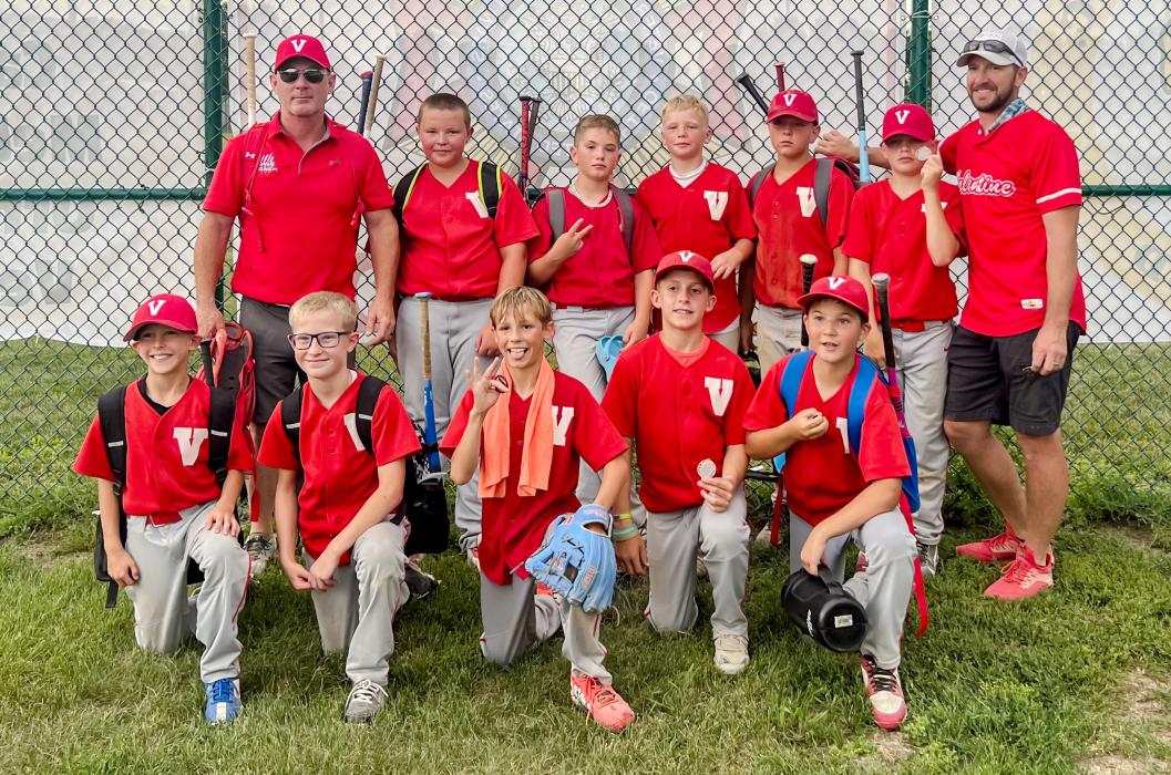 10U White Team members include, back row, L to R: Robert Joseph, Henry Johnson, Evan Moosman, Cameron Wackler, Orion Marley, Trey Benson, Josh Benson. Front row, L to R: Logan Connot, Cooper Connot, Spencer Beebout, Duke Daugherty, and Blake O’Kief.