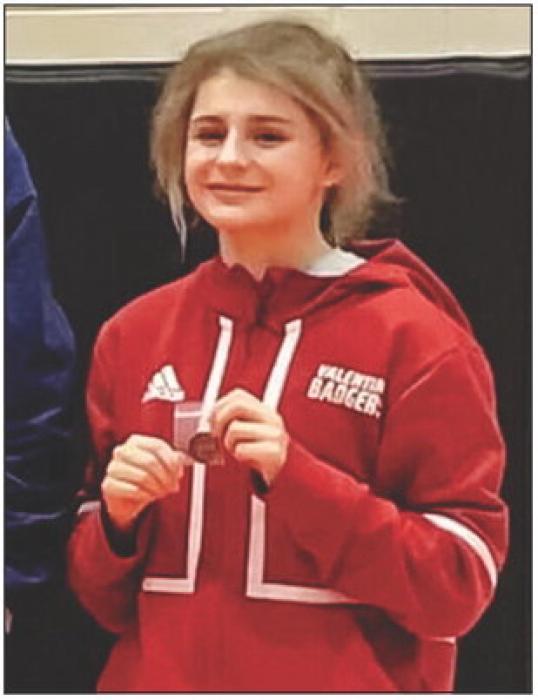 Freshman Reegan Eggert placed 4th at 100 lbs and qualified for the 2025 NSAA Girls State Wrestling.