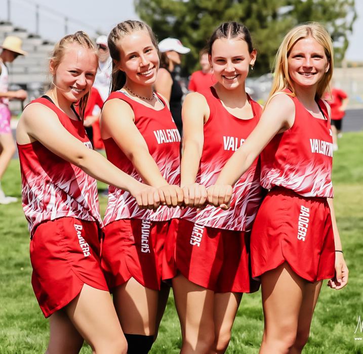 4x400 Team victory are pictured from L to R: Addison Stec, Annalena Nelson, Clara Beebout, and Kristen Larsen. Photos by Nina-Maria Nelson