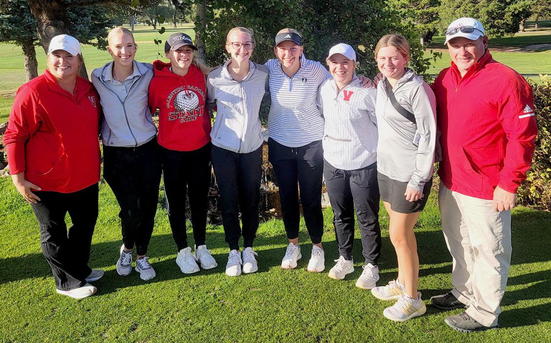 Pictured are from L to R: Coach Houdek, Rylee Wackler, Joni Cox, Samantha Sprenger, Grace Murphy, Tierney Miller, Jocelyn Jordan, and Coach Muirhead.