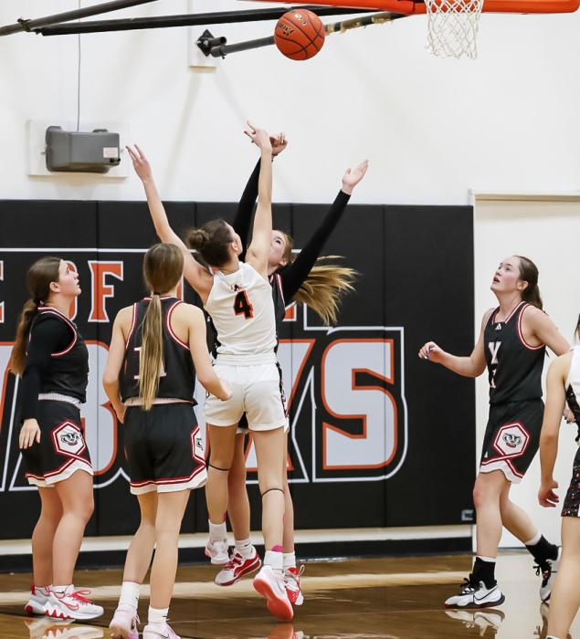 Cody-Kilgore’s Kate Cox with a layup in the game against the Lady Badgers.