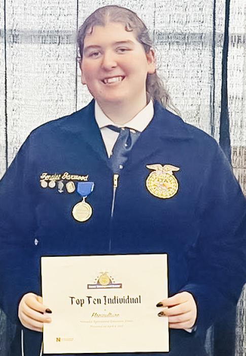Jenalee Garwood earned fifth place in Floriculture.
