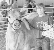 Champion Intermediate Beef Showman, Kaden McNare.