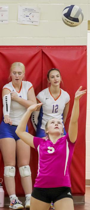 Cadence Swanson serves the ball in the Lady Badger’s tournament held Saturday, October 15, 2022.