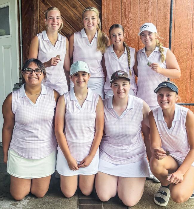 Pictured are the Lady Badger Golfers, back row, L to R: Rylee Wackler, Leah Osnes, Kassie Hanson and Tierney Miller. Front row, L to R: Leti Alvarez, Emi Ward, Kelsey Birch and Joni Cox.