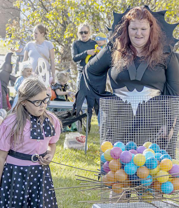 The Valentine Police Department hosted Scare in the Square at the Valentine Public Library where there was plenty of fun and games. EMTs were also there to showcase the ambulance and give families a tour - always hopeful that no one would need the “official” ride!