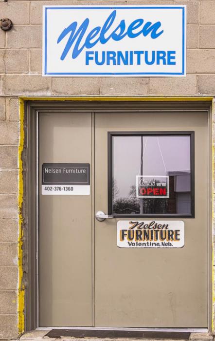 You will not miss Nelsen Furniture’s alley entry. Signs are available through NDOT and economic development.