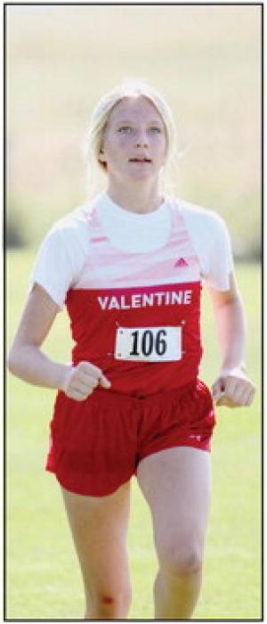 Christen Larson placed 16th with 26:04.52.