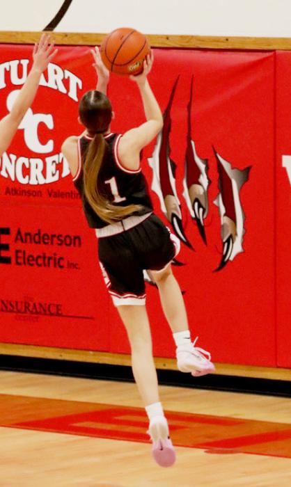 Paige Sprenger #1 makes points in this layup, and breaks the season point record by scoring her 373rd point!