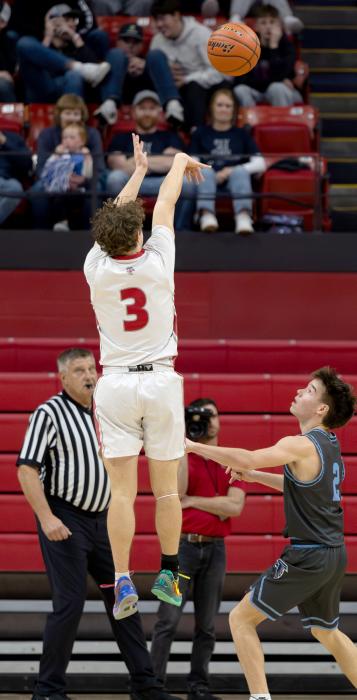 Trystan Beebout with a jump shot.
