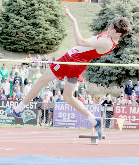 Freshman Isaac Cronin competed for the first time at the State Track Meet. Cronin competed in the Class C Boys High Jump. He cleared the 6’ bar and finished in 10th place.