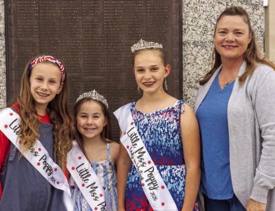 Foster, and Wendy Murpy. Luthy, Little Miss Poppy Isa Poppy in Waiting Kaylee Laramie Foster, Little Miss 2025-2026 Little Miss Poppy