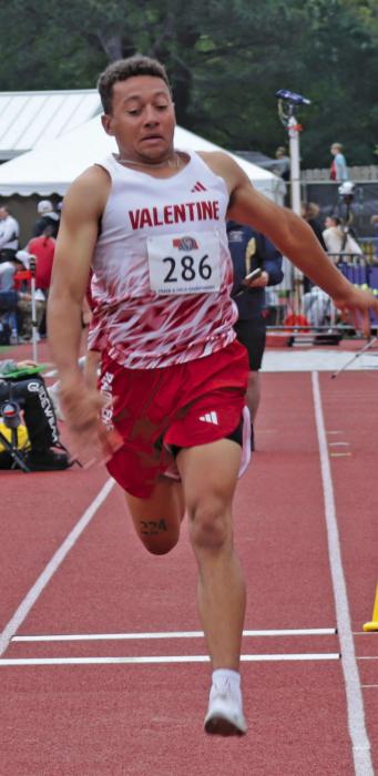 Jekhi Williams triple jumps 40’ 1.75”.