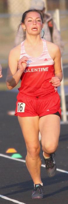 Alexis Long competes in the 1600 Meter Run and placed 10th.