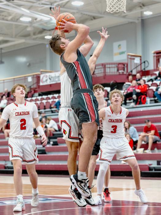 Seth Vavara under the hoop.