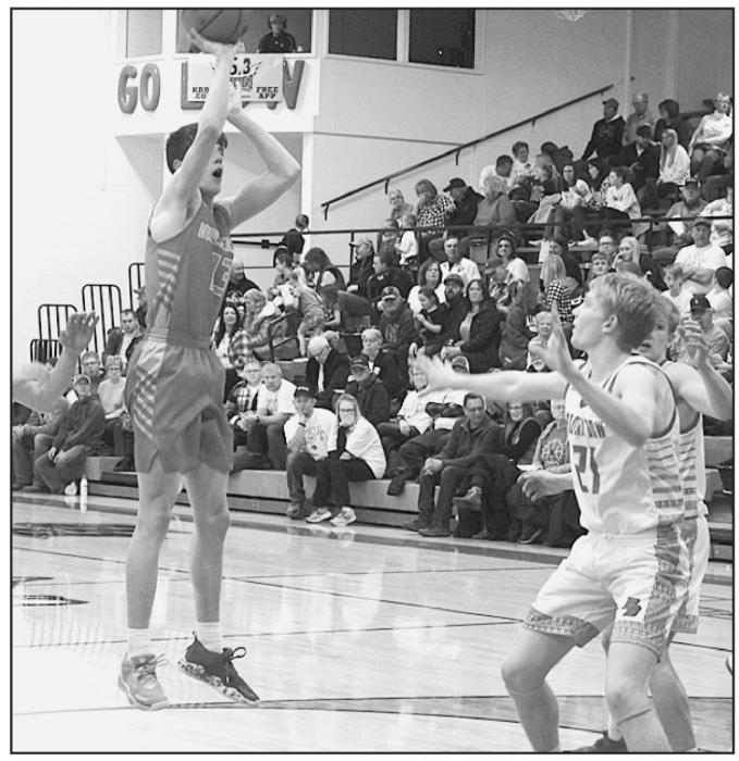 Jack Lancaster with a hopper out on the top of the key against Broken Bow. Photos by Mary Reagle