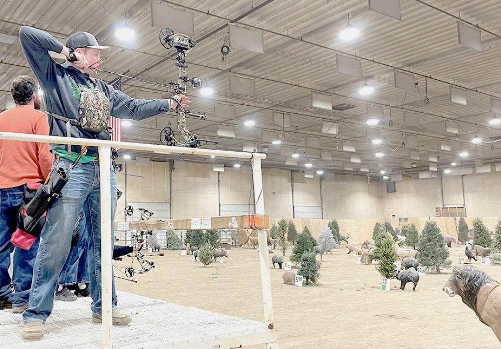 Naslund competes at State 4-H Archery Championship