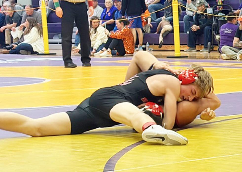 Gage Sandoz placed 5th in the 138lb bracket.