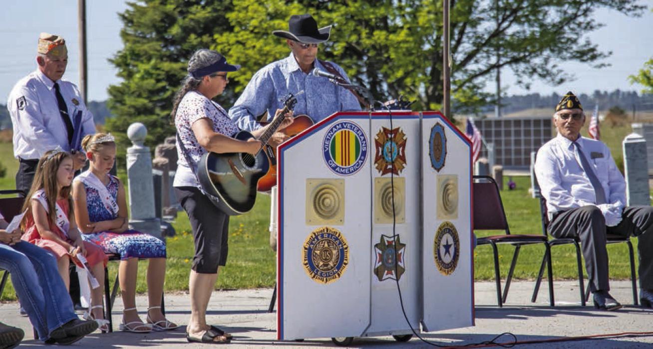 Kitty and Rick VanderWey performed Hallelujah Veterans.