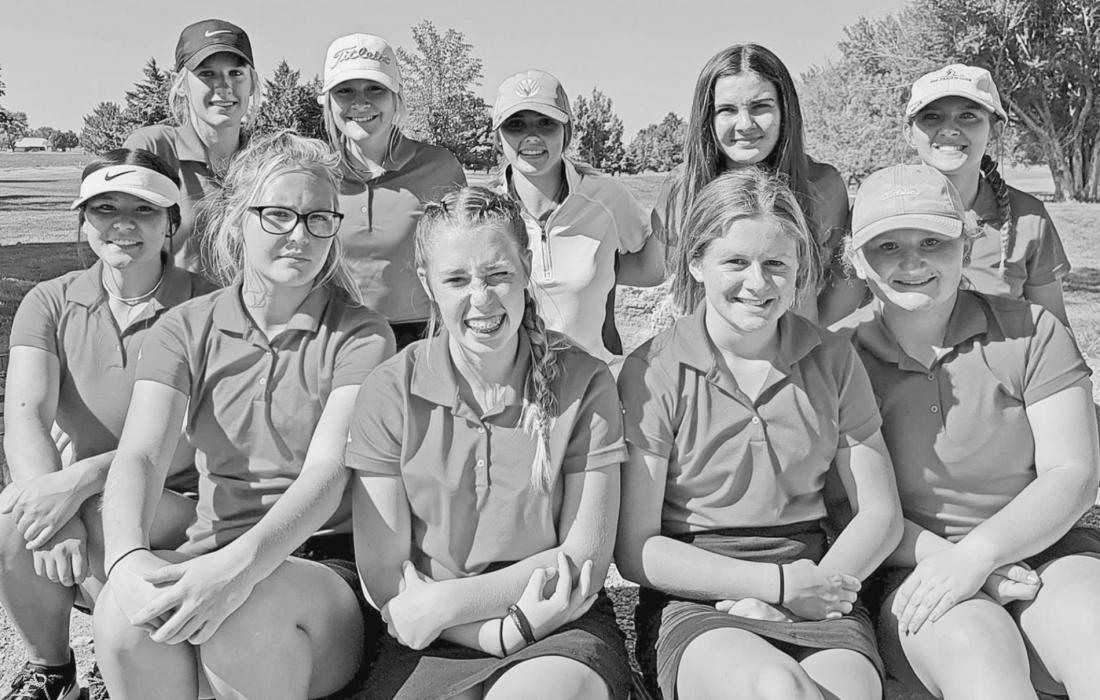 Varsity golfers are pictured, back row, L to R: Becca McGinley, Jaycie Cox, Nicole Williams, Mekallyn Bancroft, and Kaetryn Bancroft. JV golfers are pictured, front row, L to R: Kaylee Wenig, McKenna Elliott, Kaylee Hanson, Jojo Jordan, Courtny Morgan.