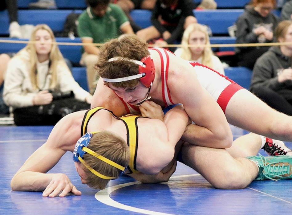 Ashton Lurz took first place in 160#.
