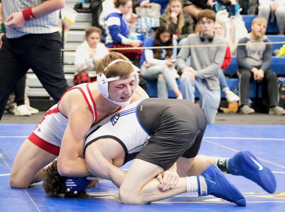 Gavin Sandoz took second place in 138#.