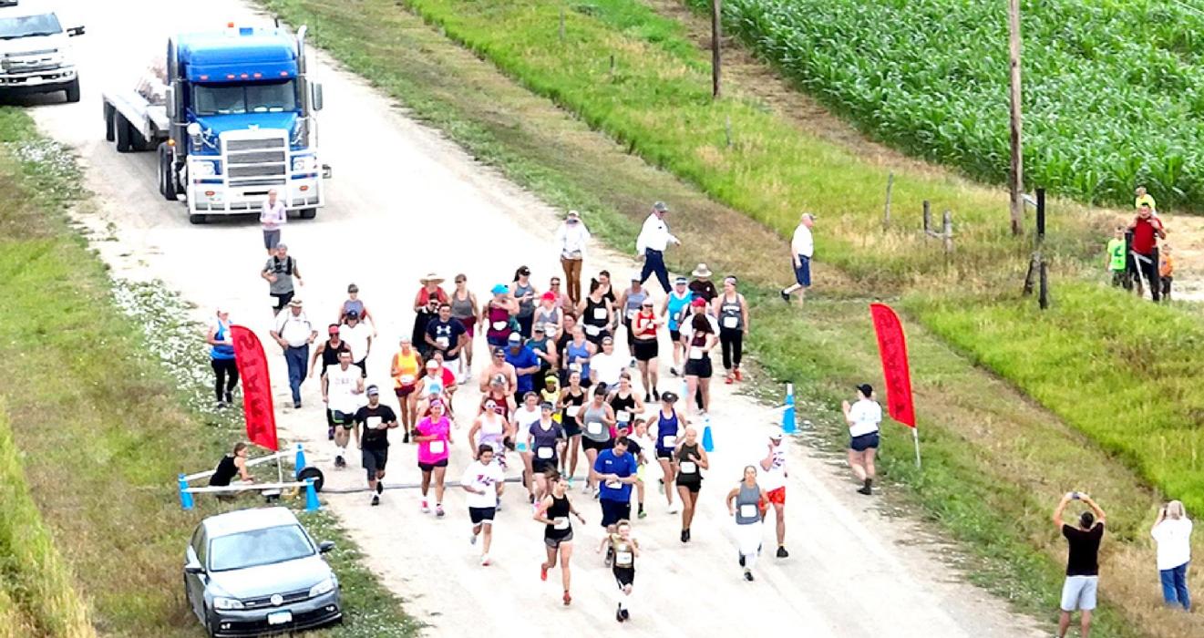 Race Start Line with all participants