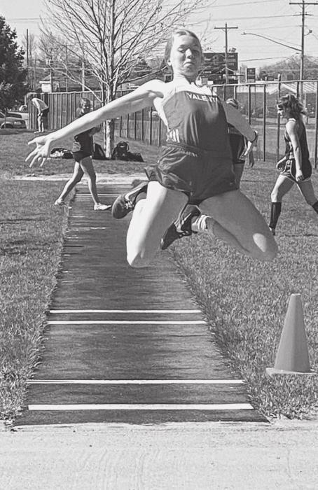 Isabelle Salters in the long jump.