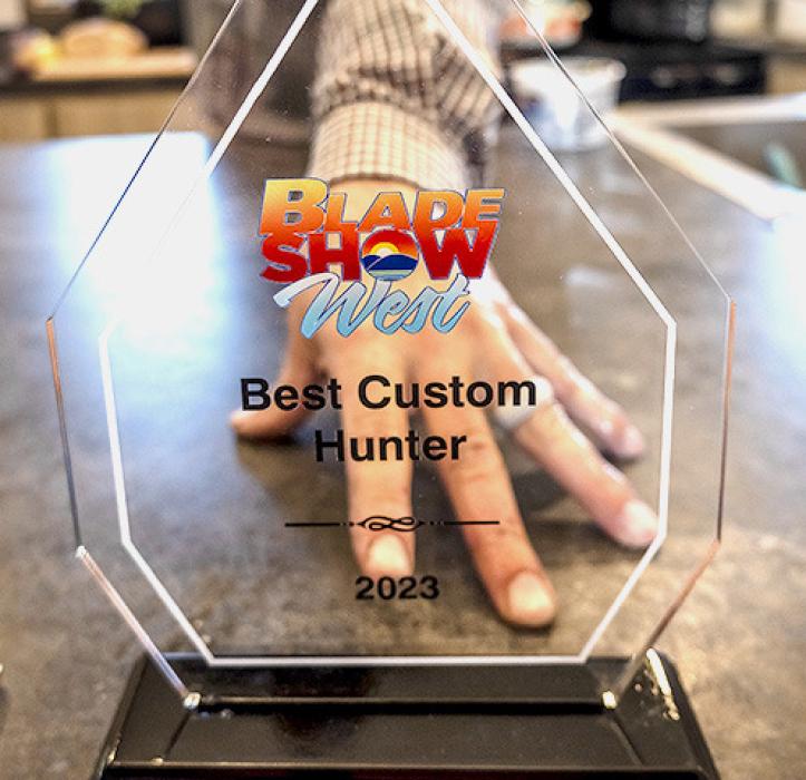 One of his most recent awards, Peyton Ramm won the Best Custom Hunter at the custom blade show in Salt Lake City, UT.