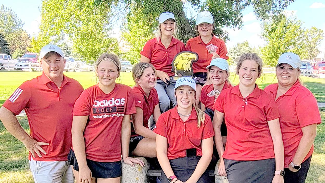 Pictured are back row, L to R: Jaycie Cox, and Mekallyn Bancroft. Front row, L to R: Coach Muirhead, Grace Murphy, Jojo Jordan, Kaylee Hanson, Kaetryn Bancroft, Marybelle Ward, and Coach Houdek.