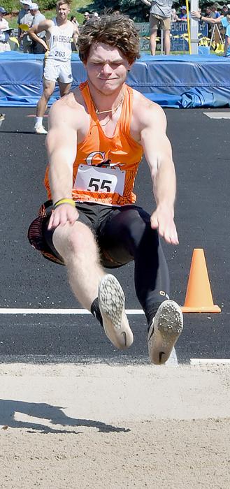 In his last event as Cody-Kilgore Cowboy, Jacob Knox placed fourth in the Class D Boys Long Jump, he jumped 21’ on his first jump, qualifying him for the finals and winning the fourth place medal in the event.