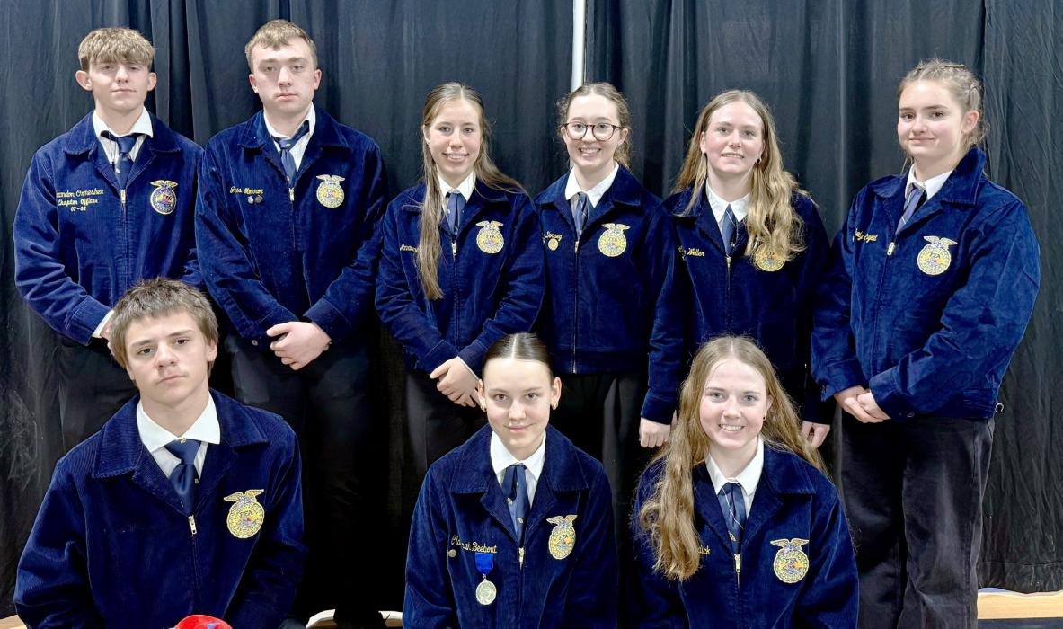 Meats Evaluation, back row, L to R: Javen Bacon, James Monroe, Annalena Nelson, Kate Dorsey, Ali Weller, Wakelv Sargent. Front row, L to R: Jason Manewal, Clarrah Beebout, Bavlev Burdick.