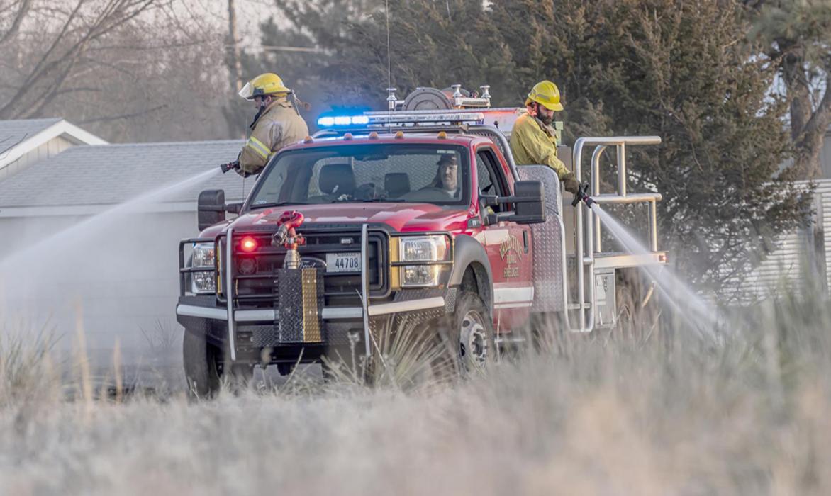 Fire begins near Thatcher Street