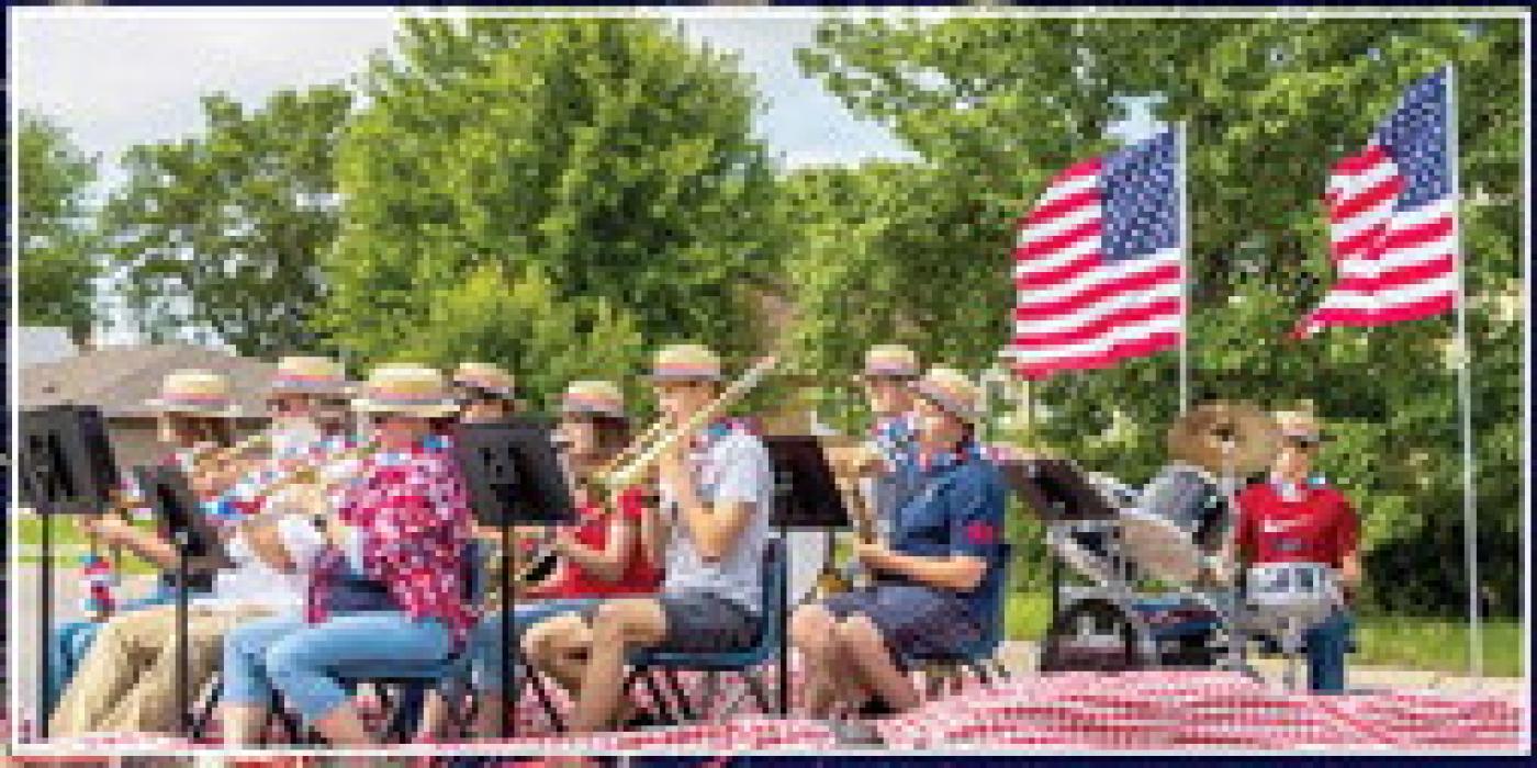 Some big band music along the parade route was uplifiting. The long parade of red engines, and emergency vehicles signaled that the parade was nearing its end, with flags and kids waving in appreciation of a beautiful Independence Day celebration.