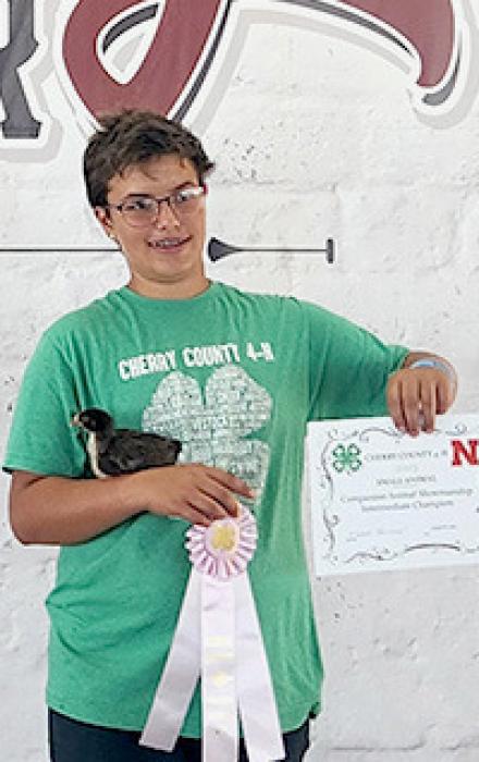 Addie Sexson was Champion Intermediate Companion Animal Showman with her chick.