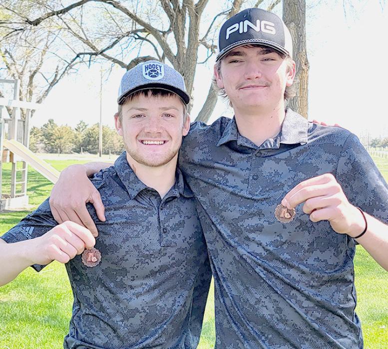 Logan Muirhead and Jackson Ravenscroft each medaled at the Ainsworth Invite.