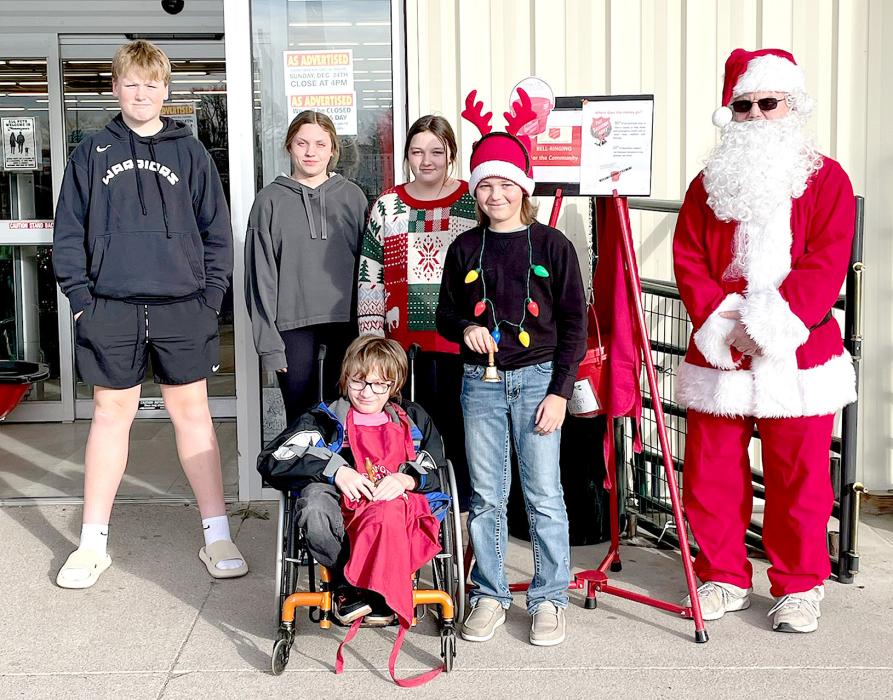 VMS seventh grade study hall students brought Santa to help bell ring!