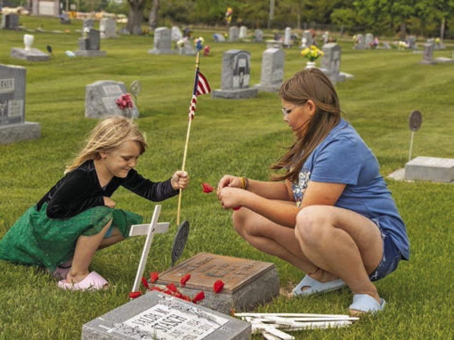 Decoration Day tradition lives on at Mount Hope