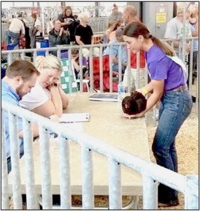 State Fair Senior Poultry, Ella Brennemann.